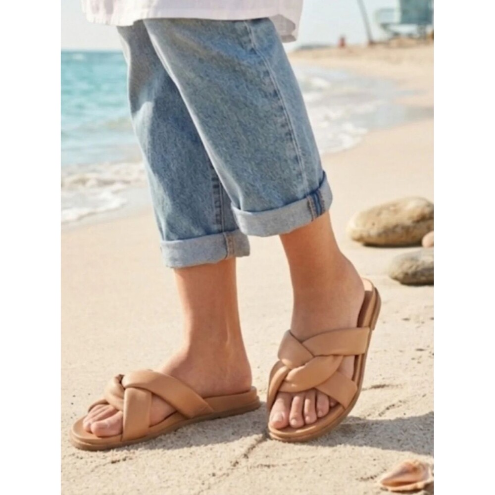 Universal Threads Womens Slide Sandals size 6.5